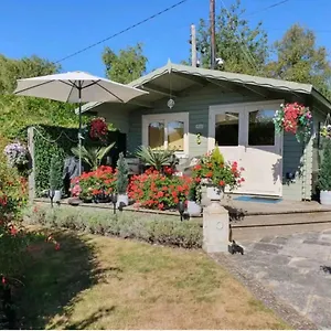 The Country Cabin Hideaway Wimborne Minster